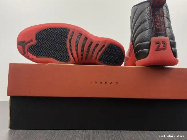 Rep Retro 12 Game 130690 002 Flu Jordan (2016) 0429
